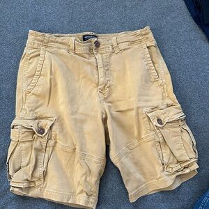American Eagle Outfitters Tan Cargo Shorts